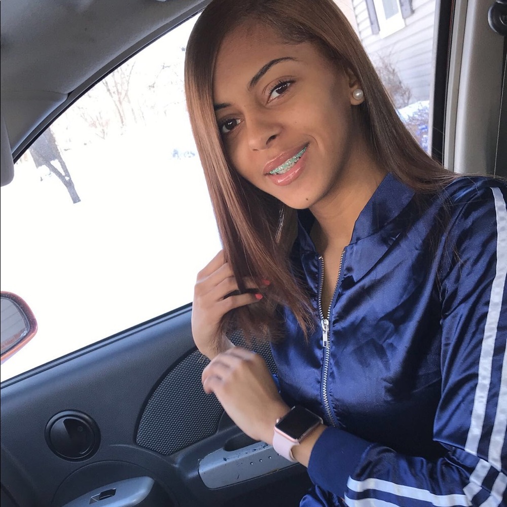 Meet your Posher, Sydney